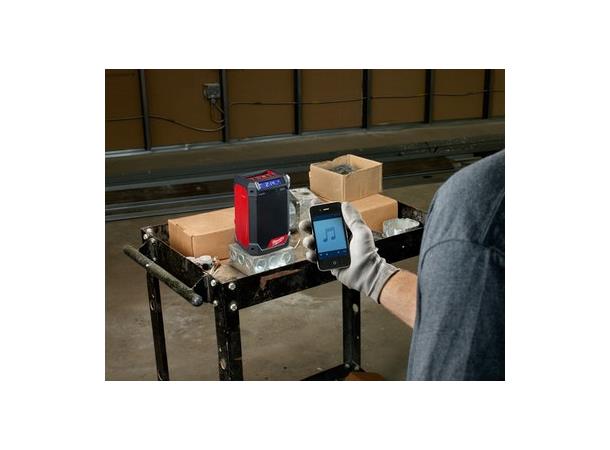 DAB RADIO M12RCDAB+0 IN2 Med ladefunksjon - Milwaukee 