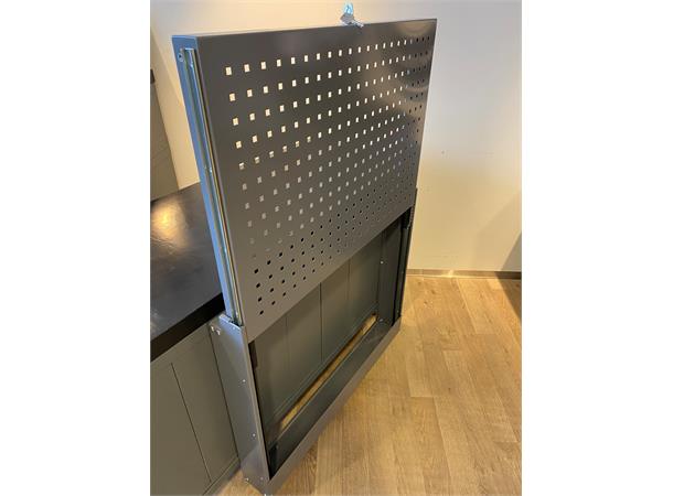 VERKTØYTAVLE HEV/SENK M/LÅS B890 D120 H1270/H730 Perforert Ncs S6502B FTC 