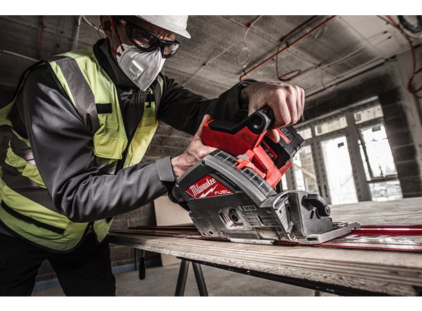 STYRSKINNE UNIVERSAL GR 1400 Milwaukee tilbehør 